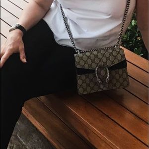 Gucci cross over bag